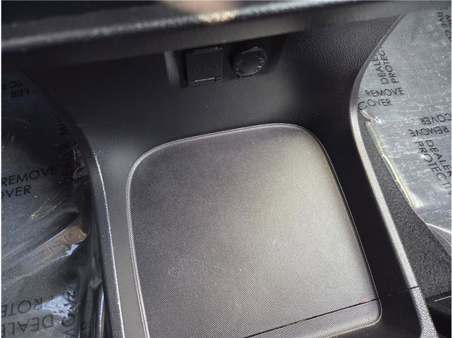 Used 2020 Toyota Sienna Limited Premium w/ Carpet Mat Package image 18