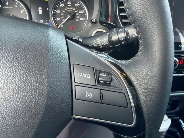 Used 2020 Mitsubishi Outlander SE FWD image 21
