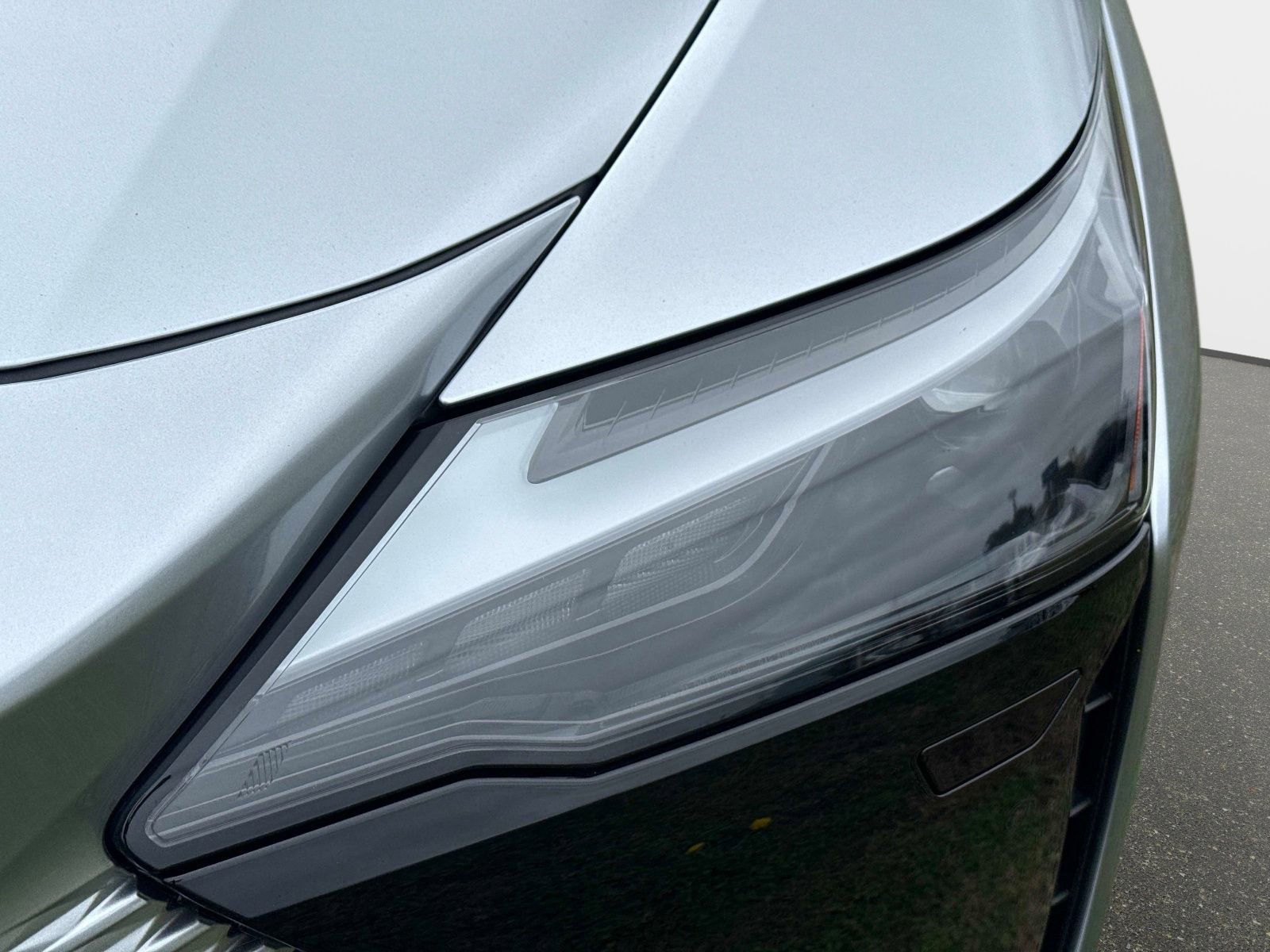 New 2026 Lexus RZ 350e 2WD image 9