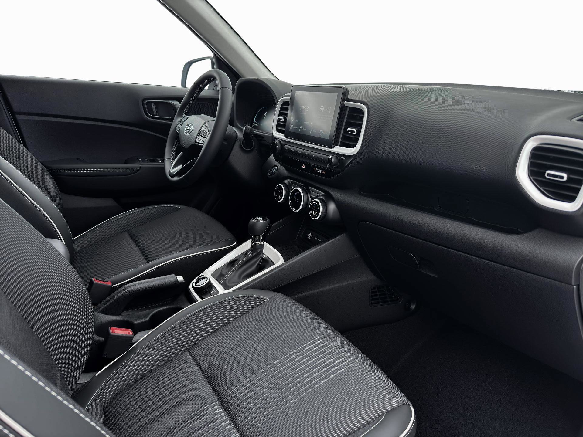 New 2026 Hyundai Venue SEL FWD image 15