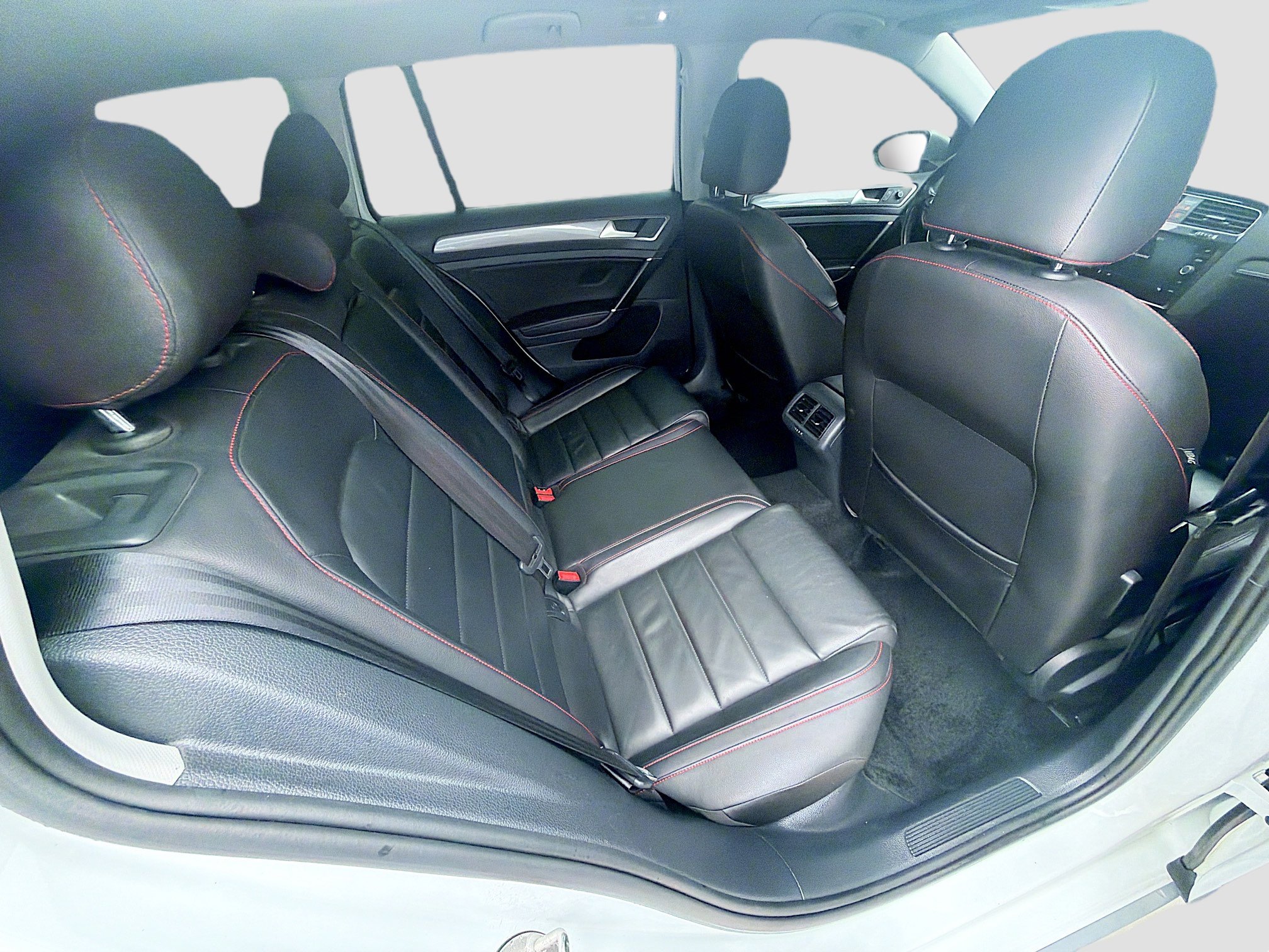 Used 2019 Volkswagen Golf Alltrack SE image 28