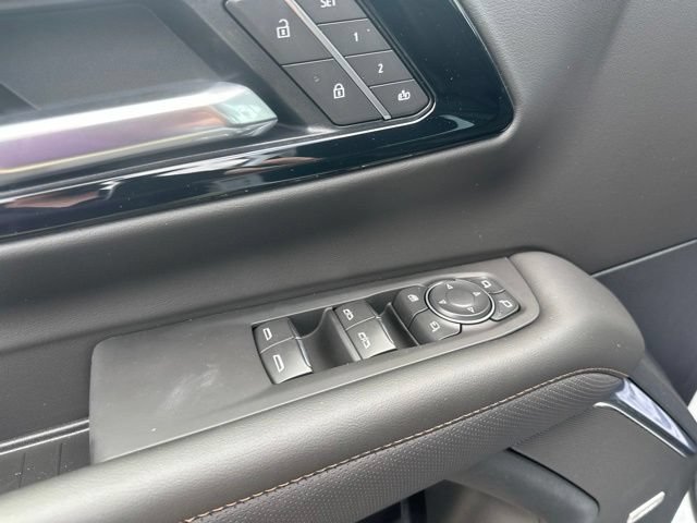 New 2026 Chevrolet Suburban High Country AWD/4WD image 13