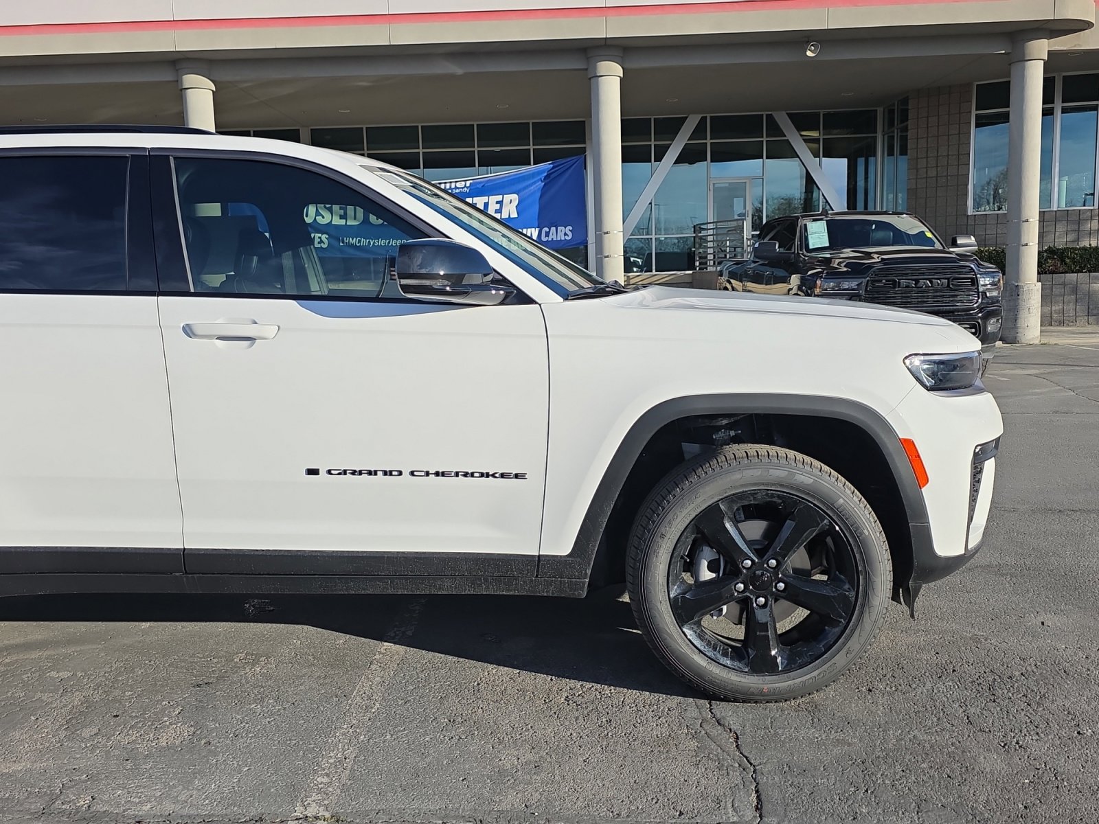 New 2026 Jeep Grand Cherokee Limited image 11