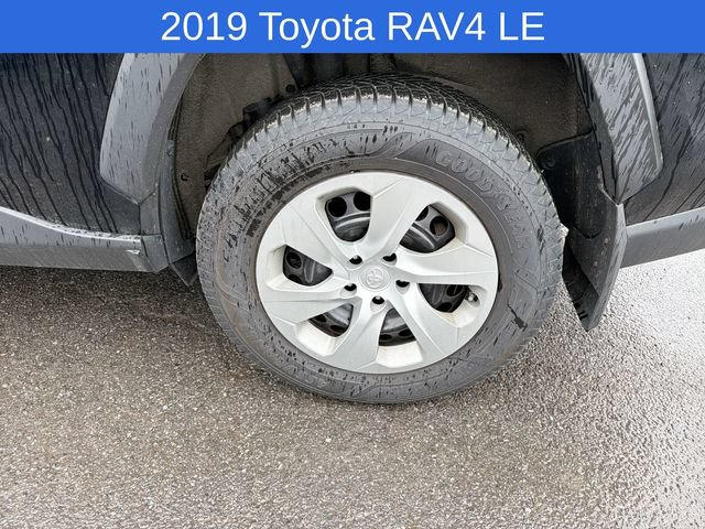 Used 2019 Toyota RAV4 LE w/ All Weather Liner Package AWD/4WD image 2