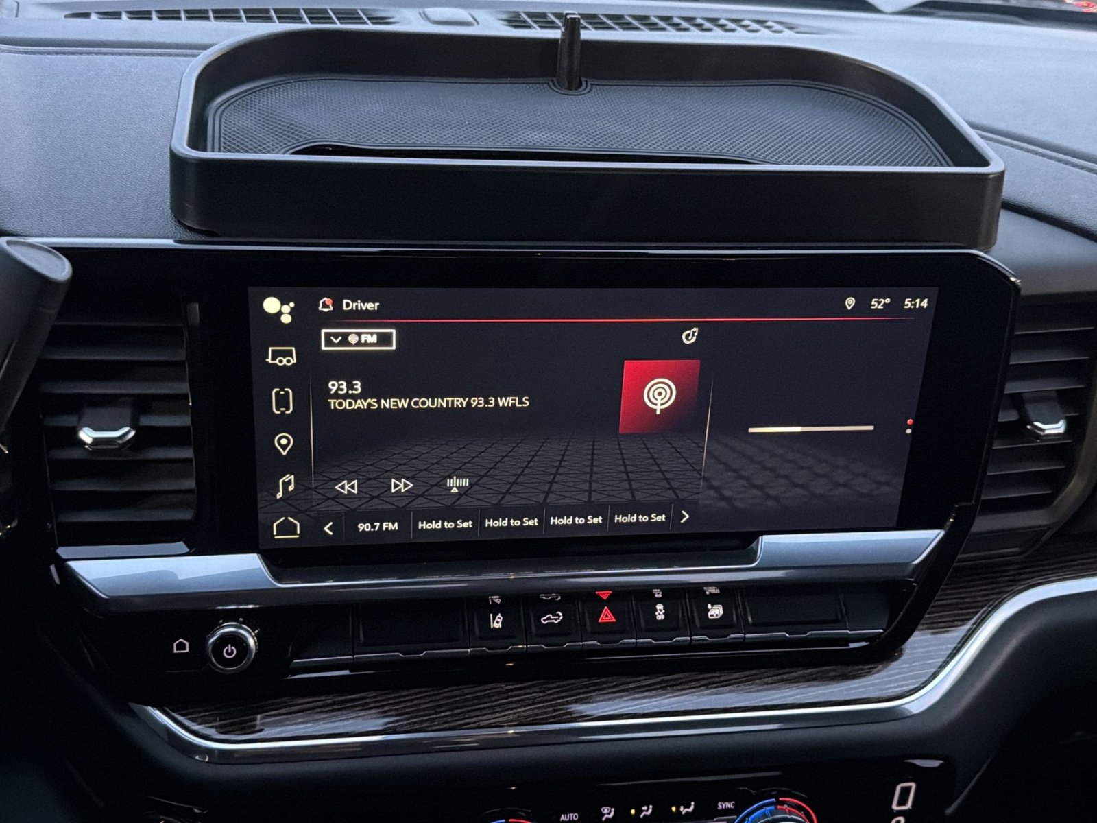 Used 2024 GMC Sierra 2500 SLE w/ SLE Convenience Package image 18