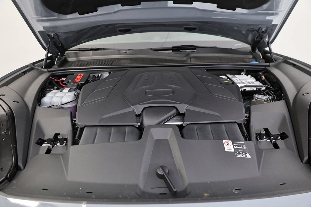 New 2026 Porsche Cayenne Coupe AWD/4WD image 29