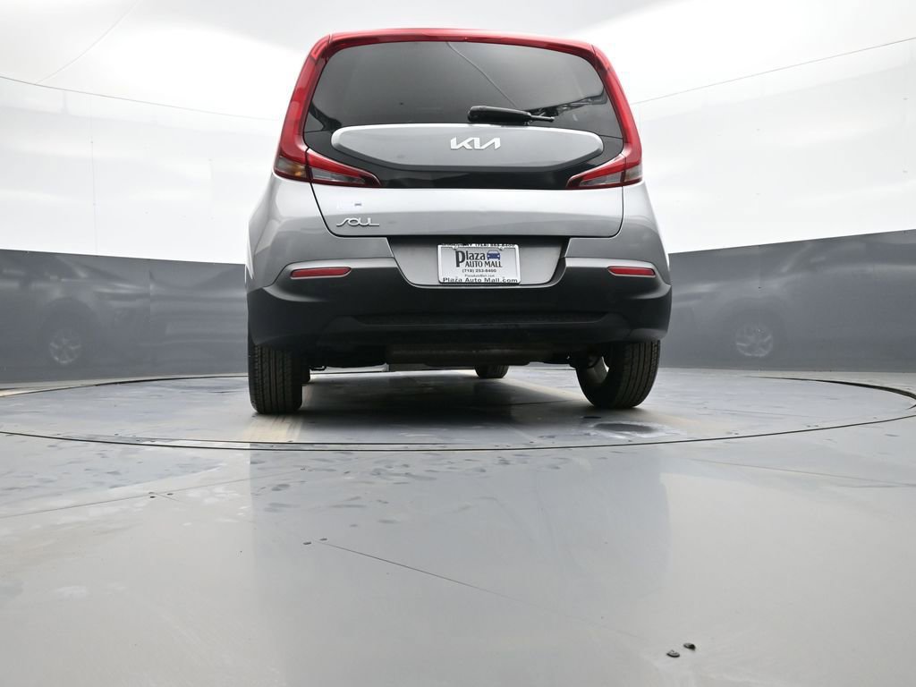 Certified 2022 Kia Soul LX w/ Technology Package image 29