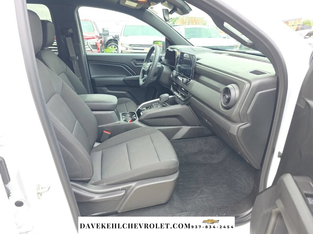 Used 2024 Chevrolet Colorado W/T w/ WT Convenience Package RWD image 31