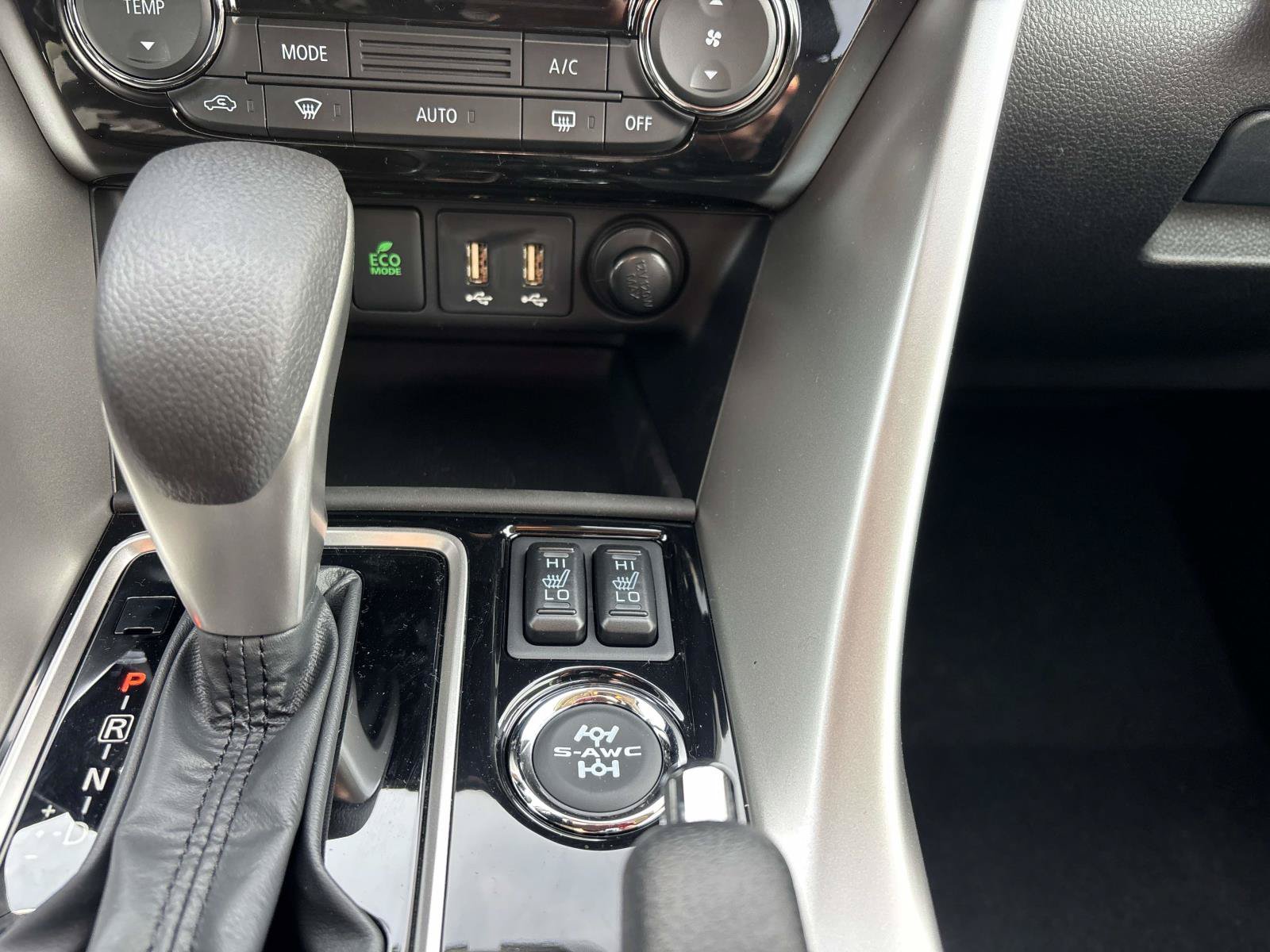 New 2026 Mitsubishi Eclipse Cross LE AWD/4WD image 11