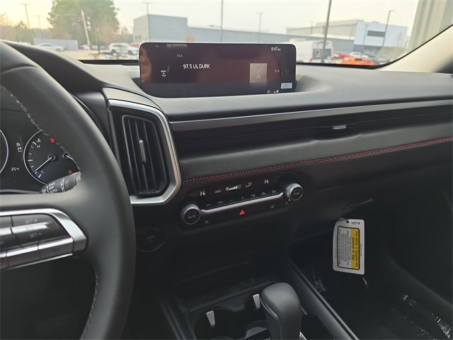 Used 2025 MAZDA CX-50 AWD 2.5 Hybrid w/ Weather Package image 21