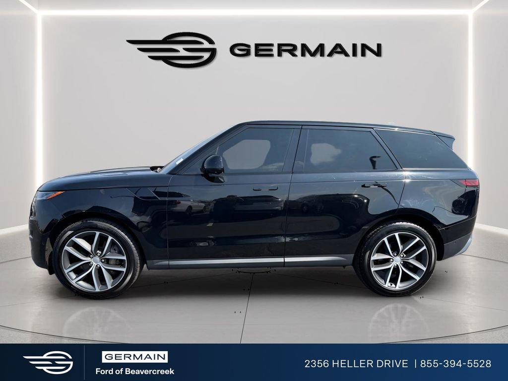 Used 2023 Land Rover Range Rover Sport SE image 4