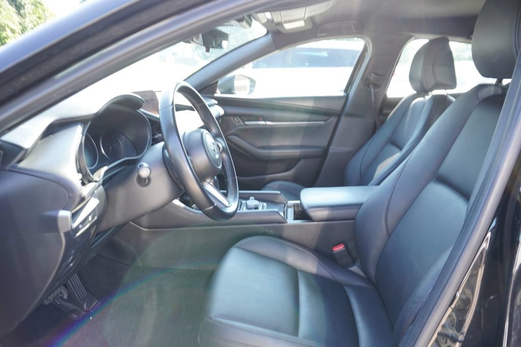 Used 2024 MAZDA MAZDA3 s FWD image 2