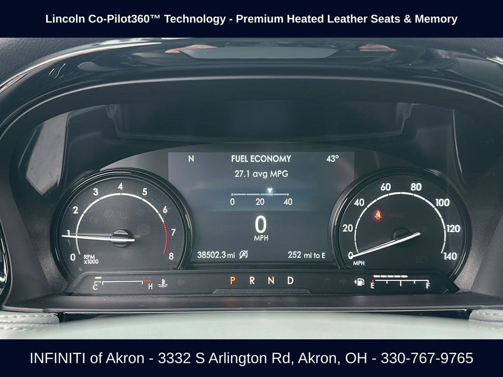 Used 2021 Lincoln Corsair FWD image 2