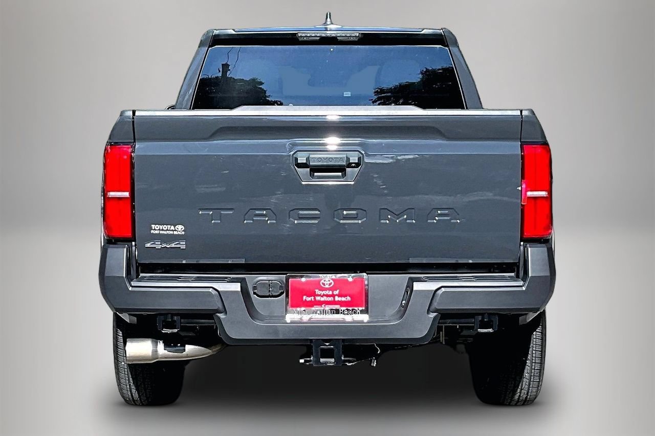 Used 2025 Toyota Tacoma SR AWD/4WD image 6