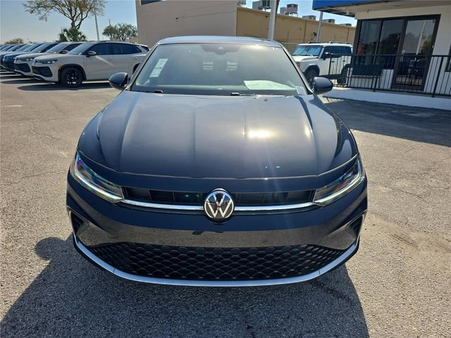 New 2026 Volkswagen Jetta SE FWD image 2