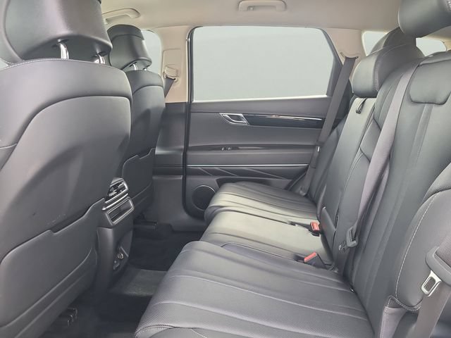 Used 2025 Genesis GV80 2.5T Standard AWD/4WD image 9