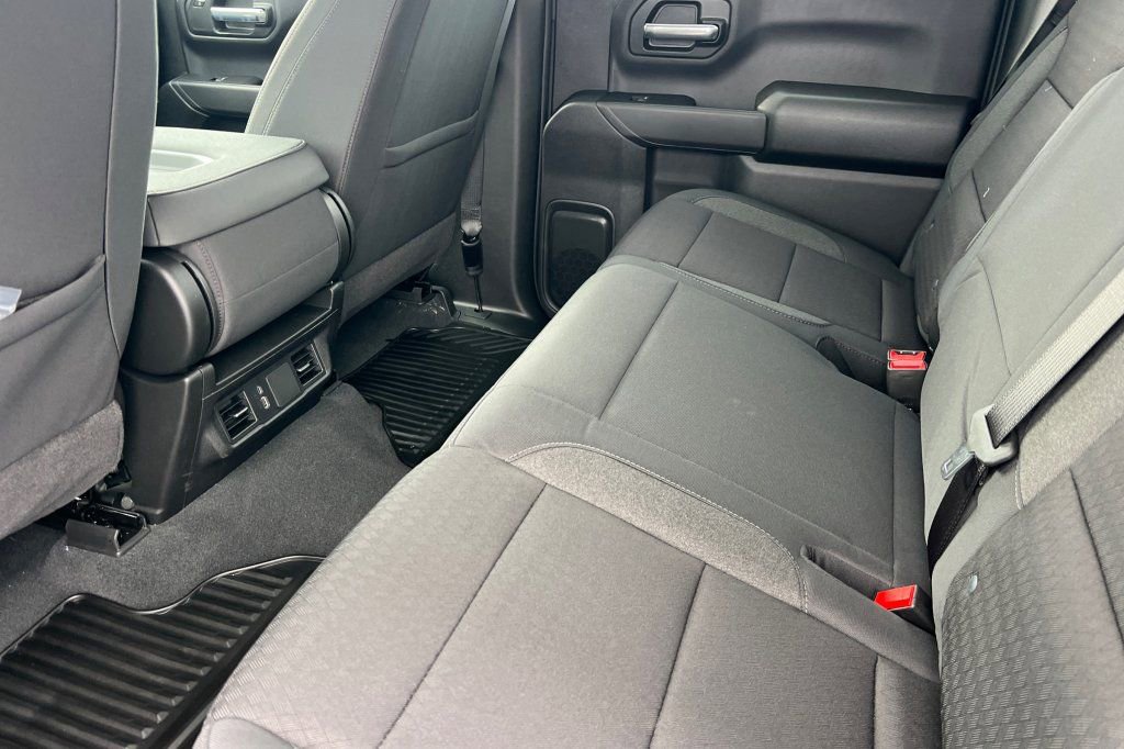 New 2026 Chevrolet Silverado 1500 Custom Trail Boss image 9