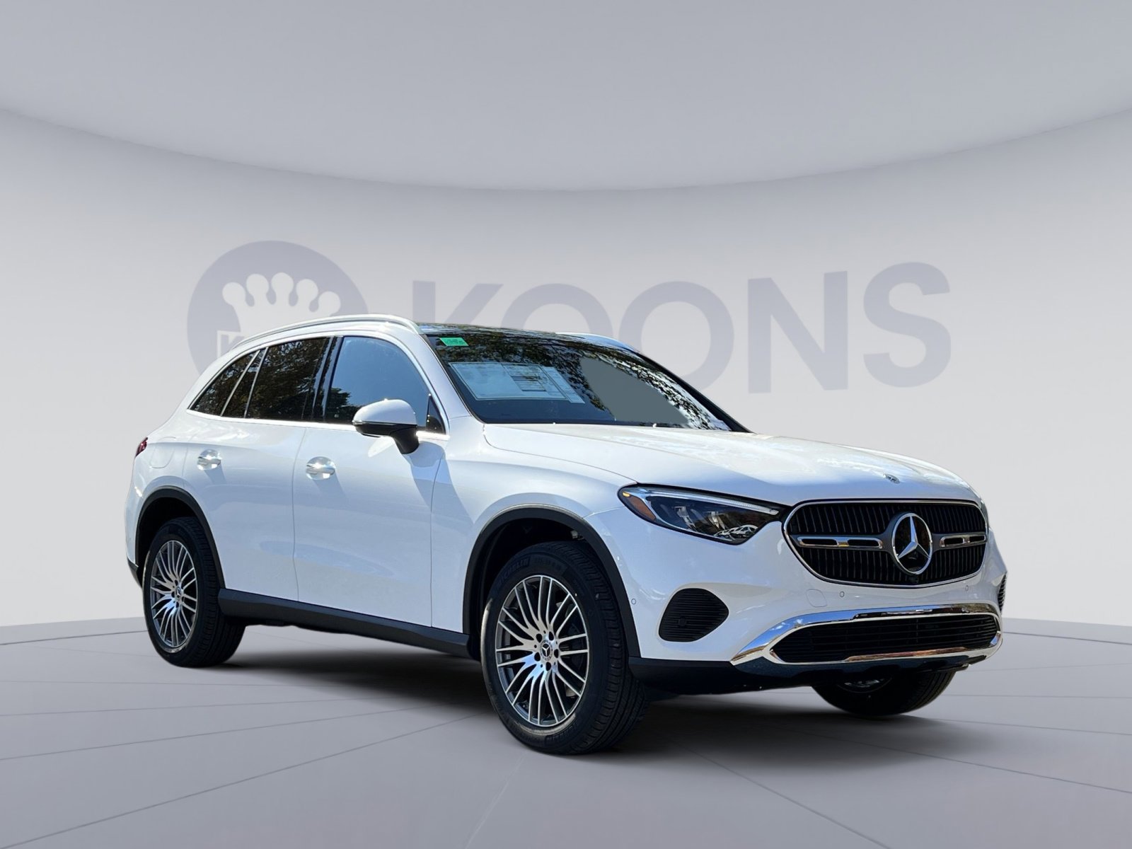 Used 2026 Mercedes-Benz GLC 300 4MATIC image 8