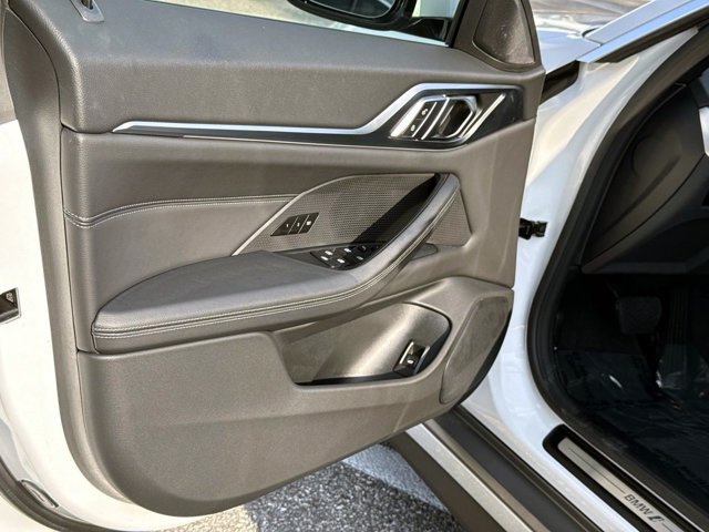 Used 2023 BMW i4 eDrive35 RWD image 16