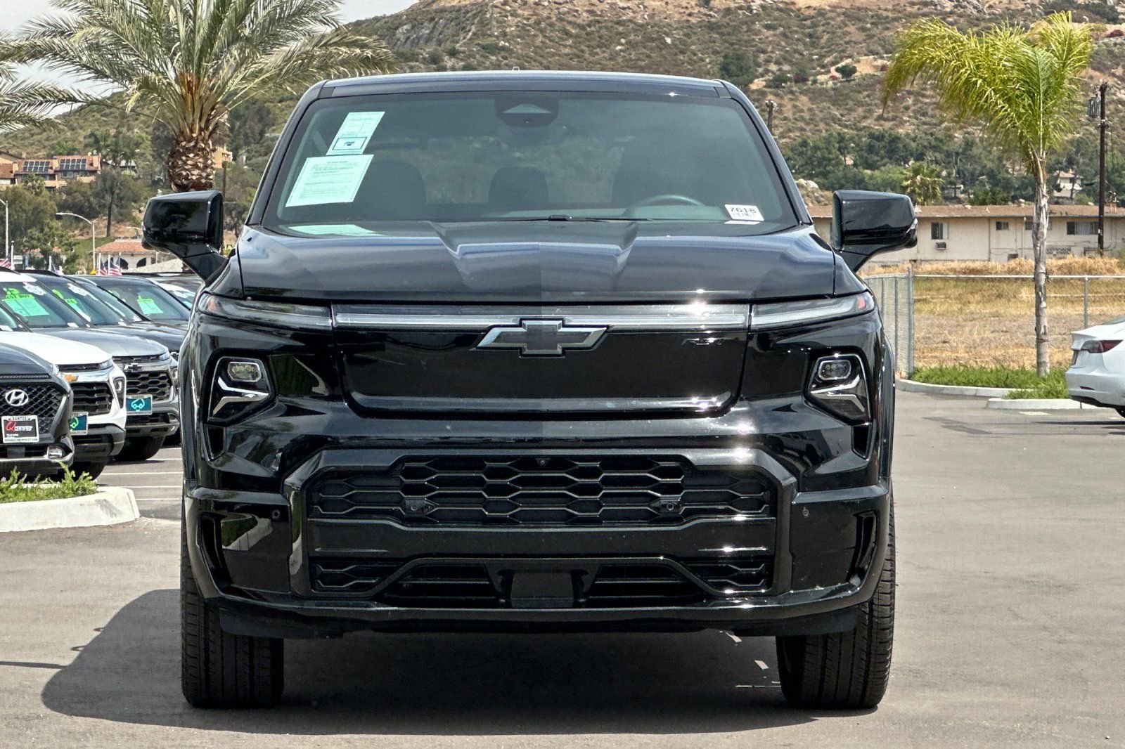Used 2024 Chevrolet Silverado EV RST AWD/4WD image 9