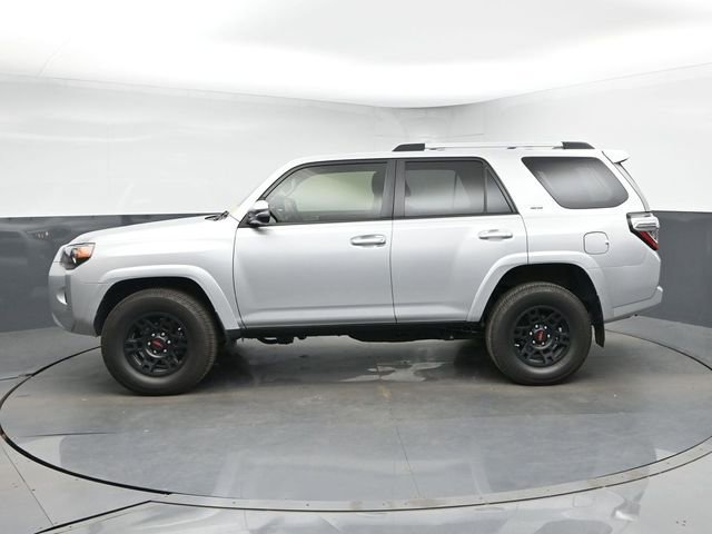 Used 2021 Toyota 4Runner SR5 Premium w/ Moonroof Package AWD/4WD image 6