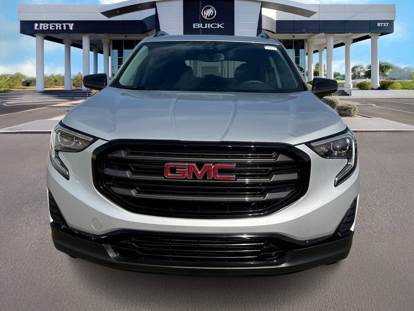 Used 2020 GMC Terrain SLE w/ Driver Convenience Package image 8