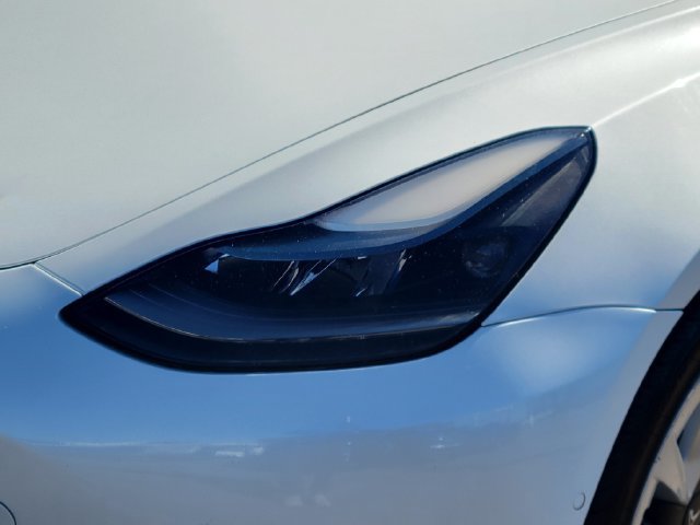 Used 2022 Tesla Model 3 Long Range AWD/4WD image 25