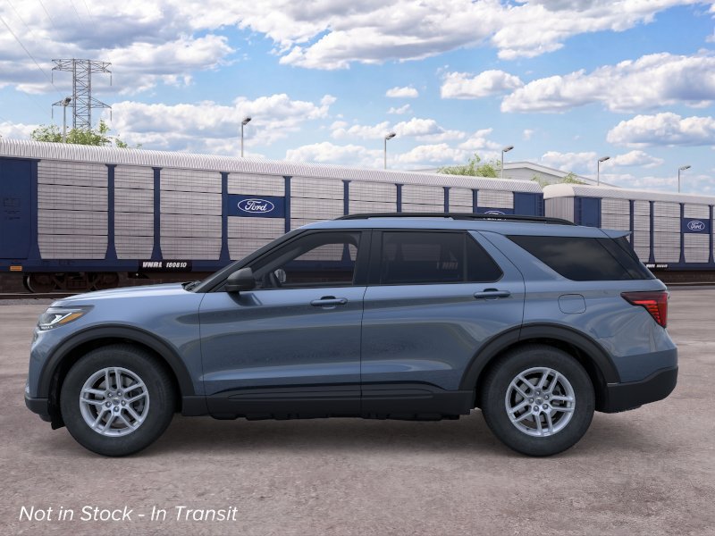 New 2026 Ford Explorer Active w/ Active Comfort Package RWD image 3