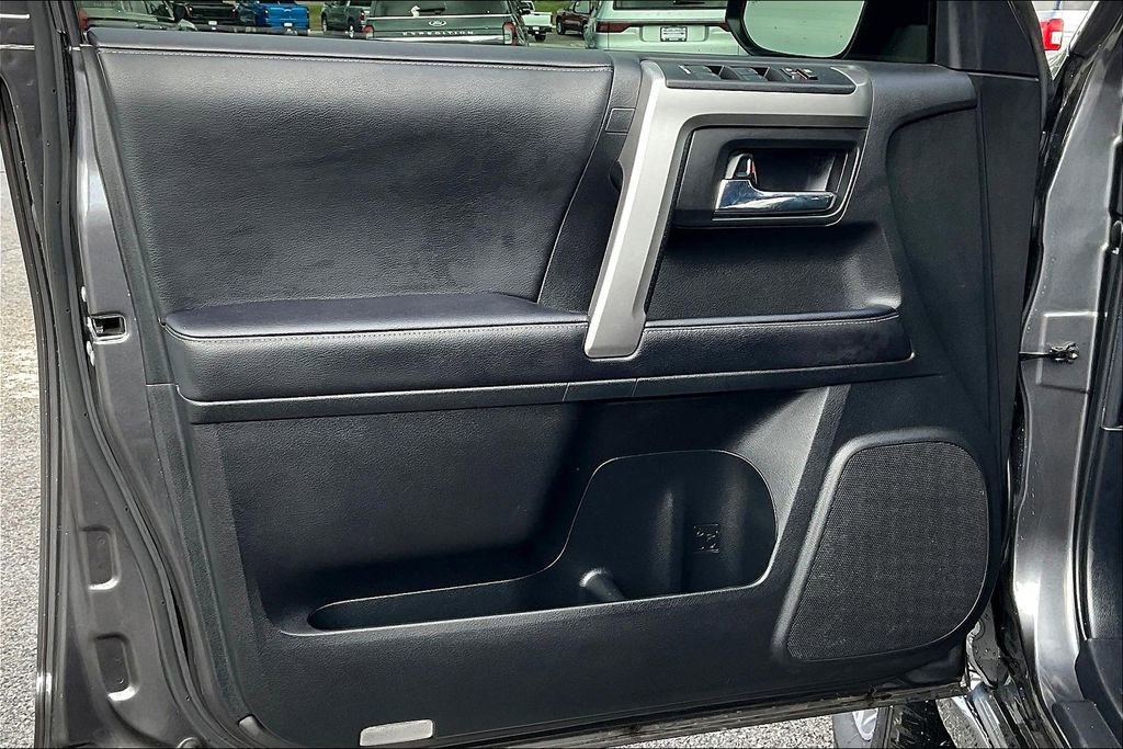 Used 2023 Toyota 4Runner TRD Sport AWD/4WD image 18