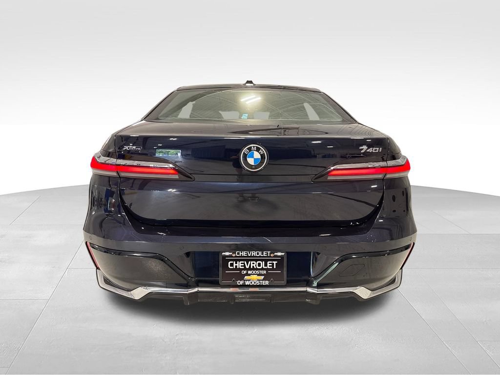 Used 2024 BMW 740i xDrive AWD/4WD image 50