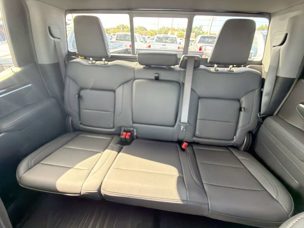 New 2026 GMC Sierra 1500 Elevation w/ Elevation Premium Package AWD/4WD image 13
