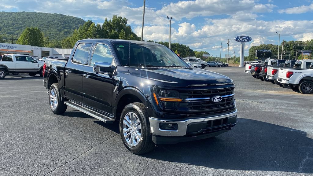 New 2026 Ford F150 XLT w/ Equipment Group 302A MID AWD/4WD image 3