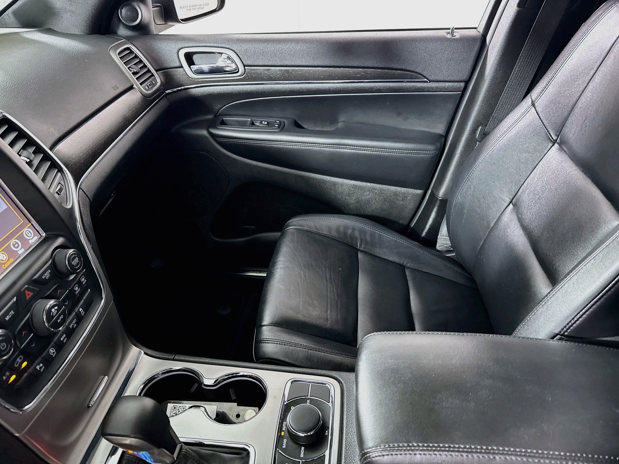 Used 2018 Jeep Grand Cherokee Limited AWD/4WD image 25
