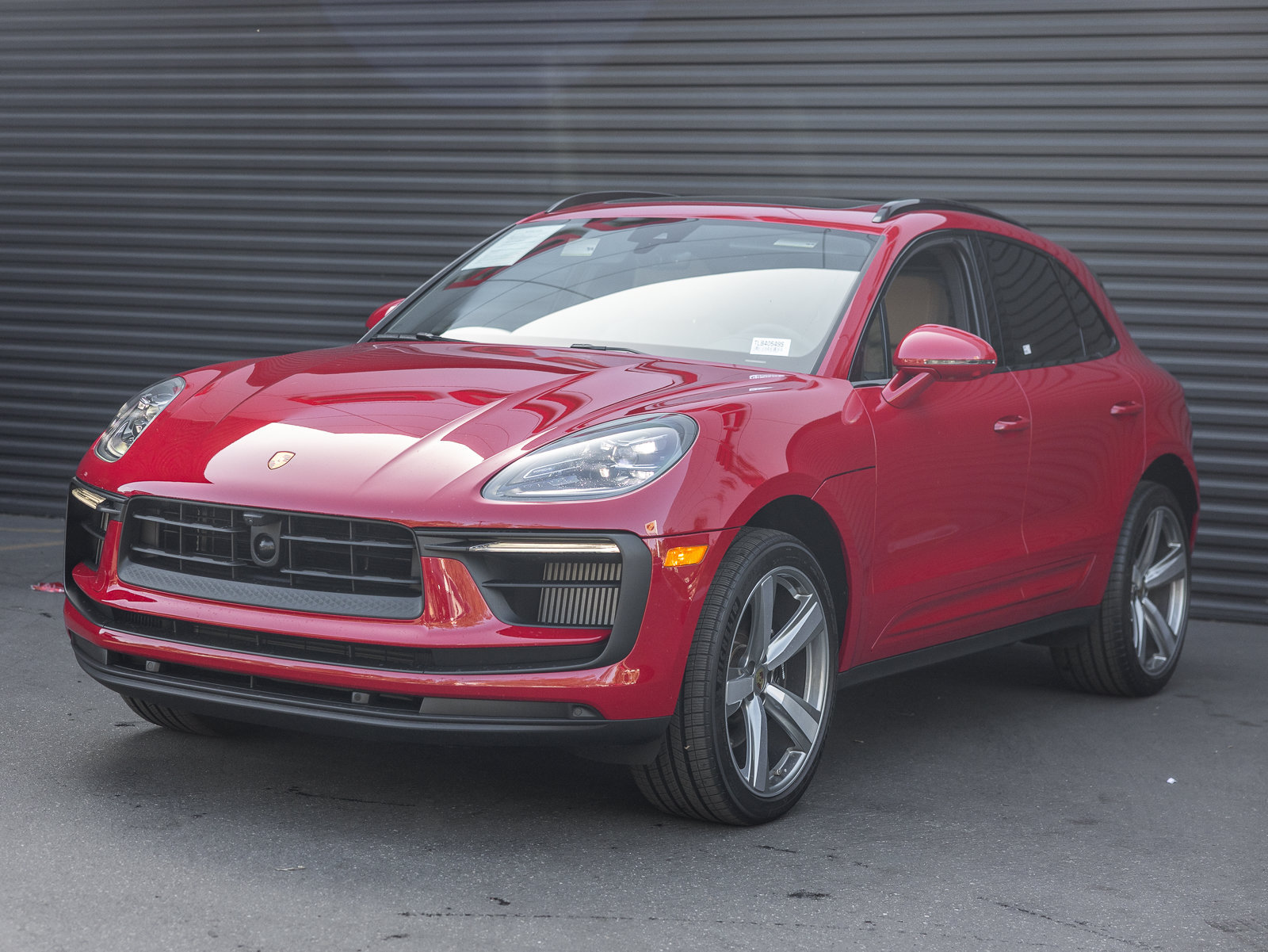Certified 2026 Porsche Macan S AWD/4WD image 1