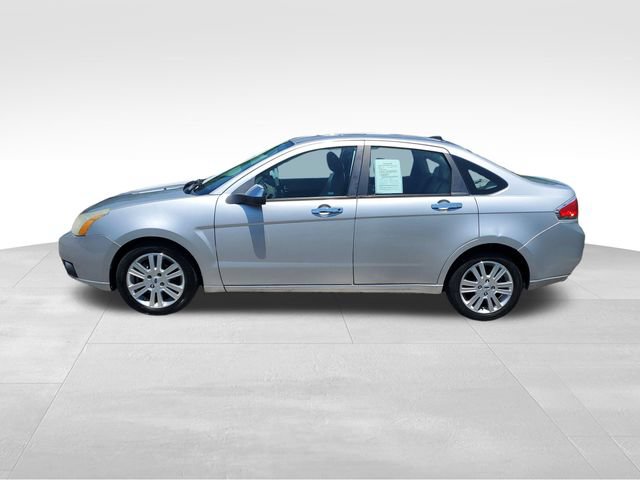 Used 2010 Ford Focus SEL FWD image 6