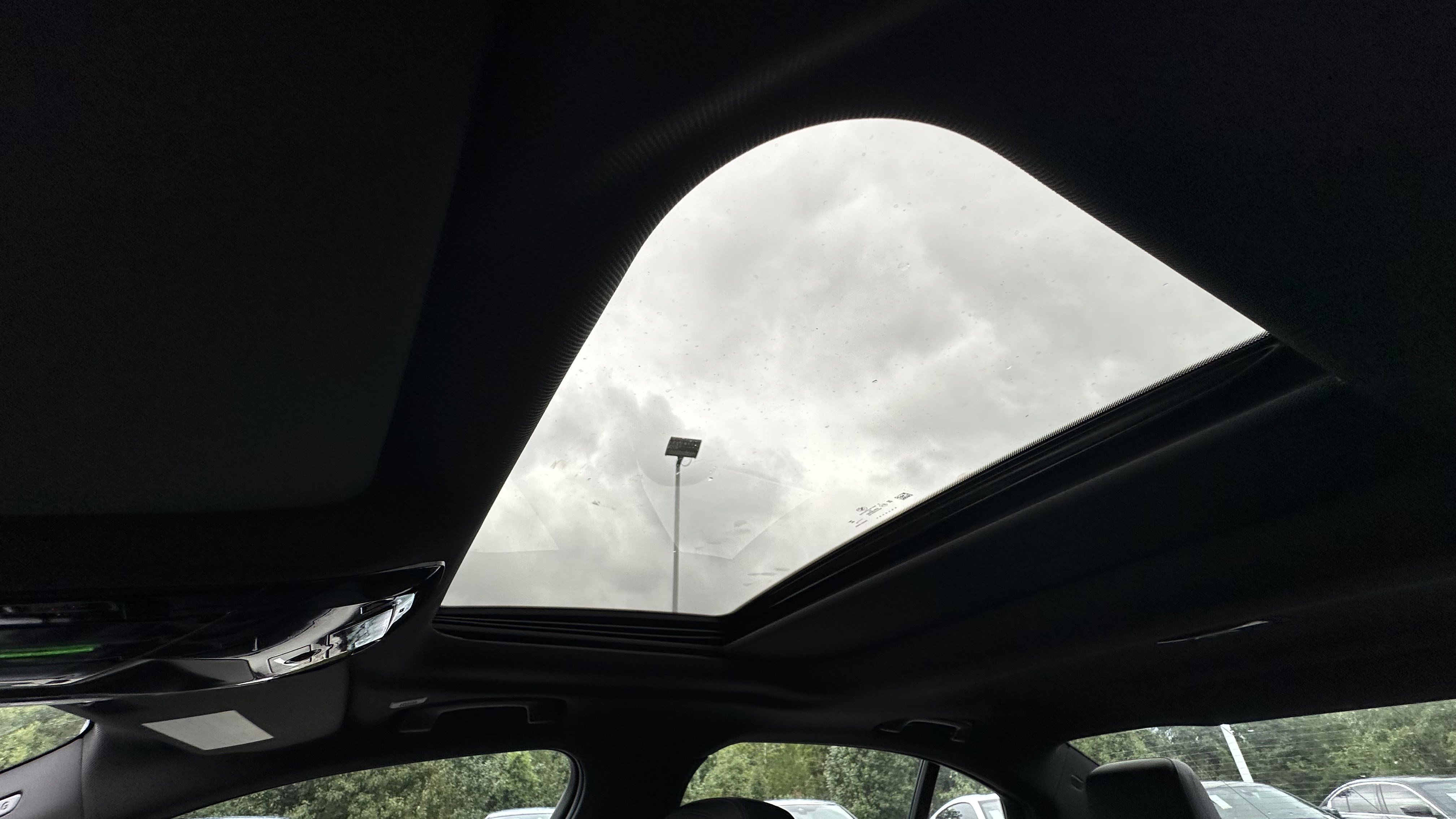 Used 2026 BMW 530i xDrive w/ M Sport Package image 26