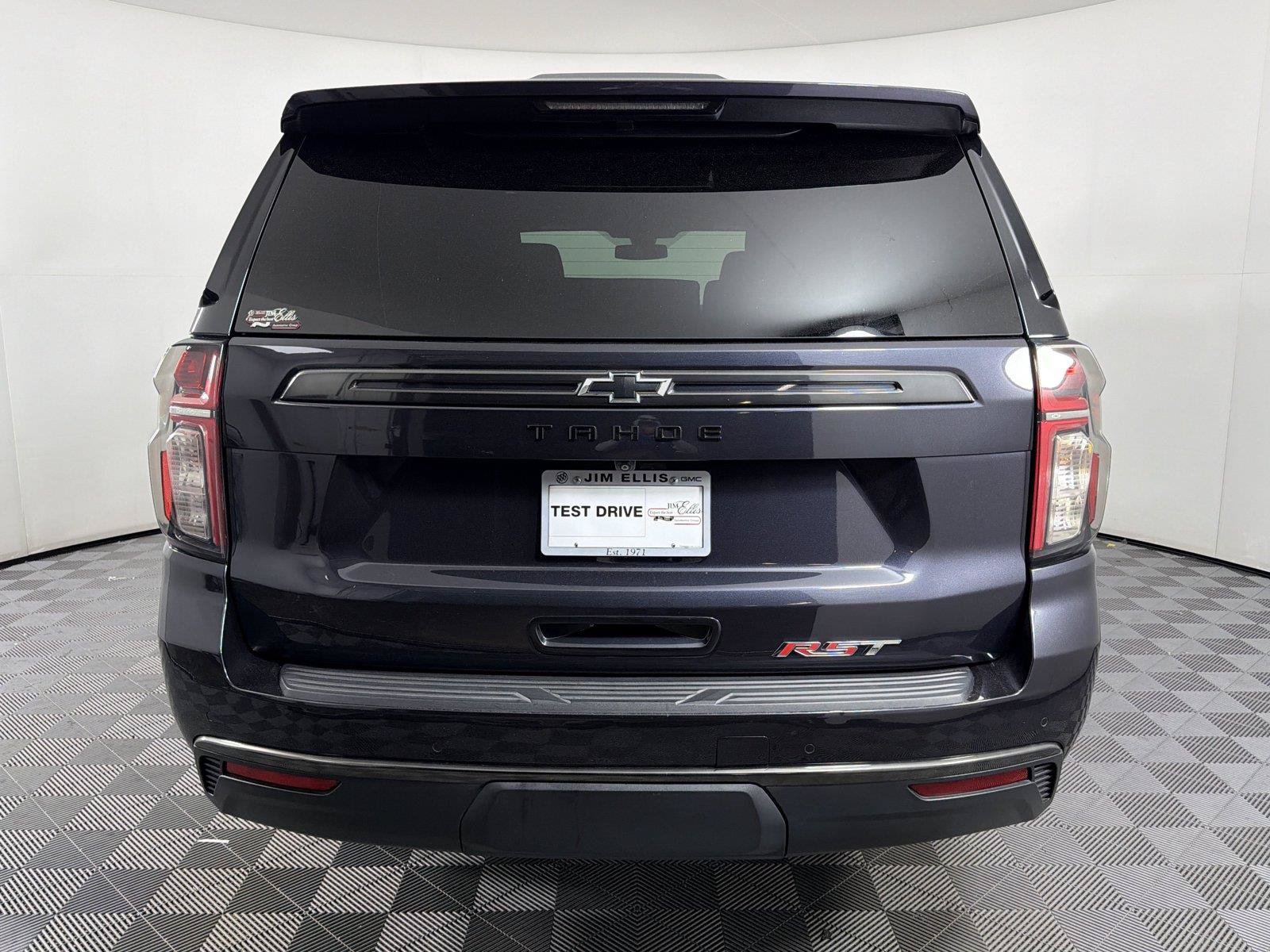 Certified 2022 Chevrolet Tahoe RST w/ Luxury Package RWD image 5