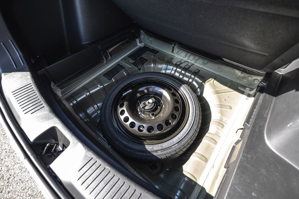 Used 2024 Buick Envista Sport Touring w/ Convenience I Package image 32