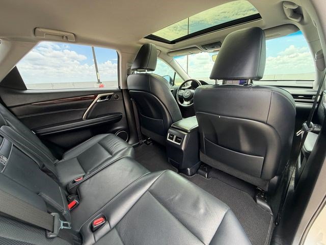 Used 2019 Lexus RX 350L FWD image 17