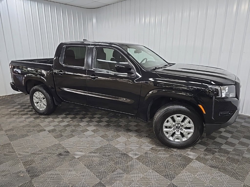 Used 2023 Nissan Frontier SV