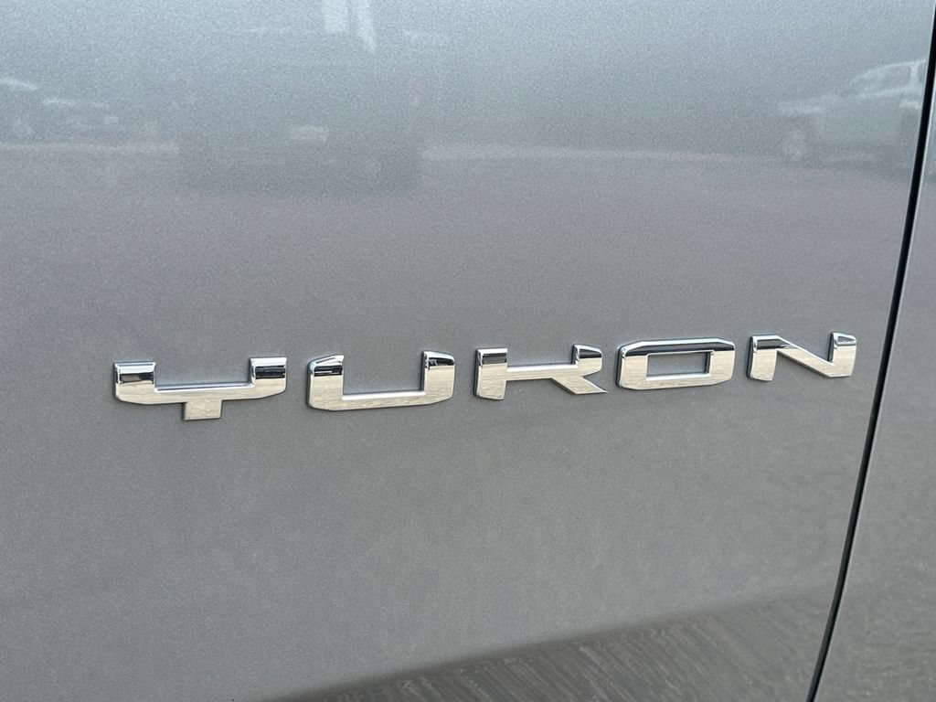 Used 2022 GMC Yukon SLT w/ SLT Premium Package AWD/4WD image 8