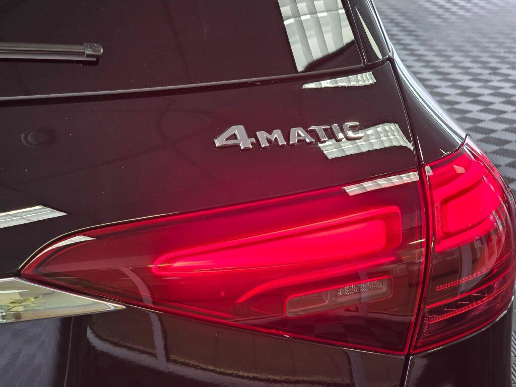 Used 2025 Mercedes-Benz GLE 350 4MATIC image 15