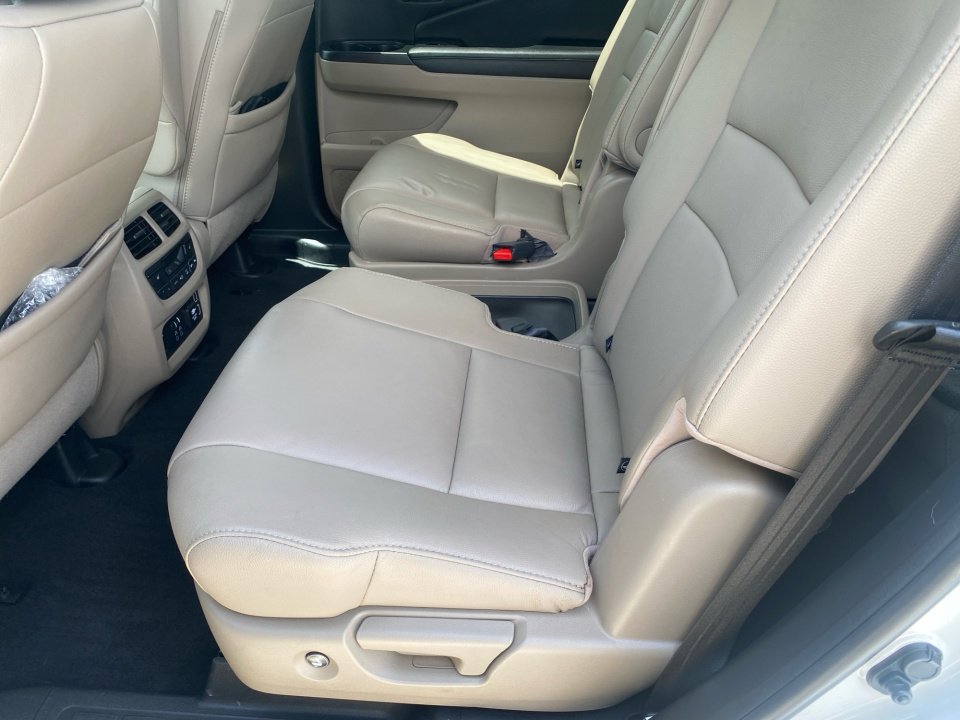 Used 2022 Honda Pilot Touring image 16