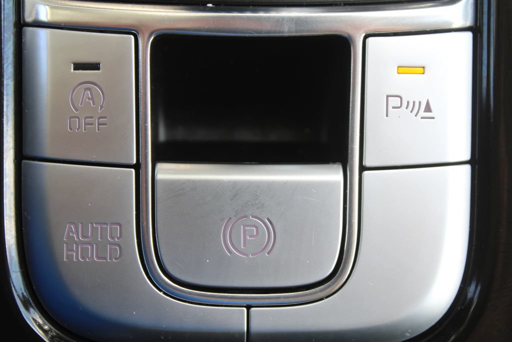 Certified 2024 Kia Telluride EX w/ EX Captain's Chair Package FWD image 40
