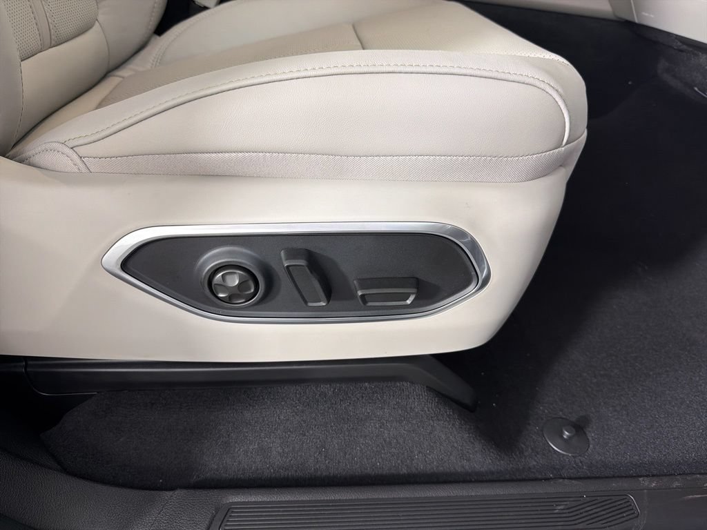 New 2026 Jeep Grand Wagoneer Limited AWD/4WD image 30