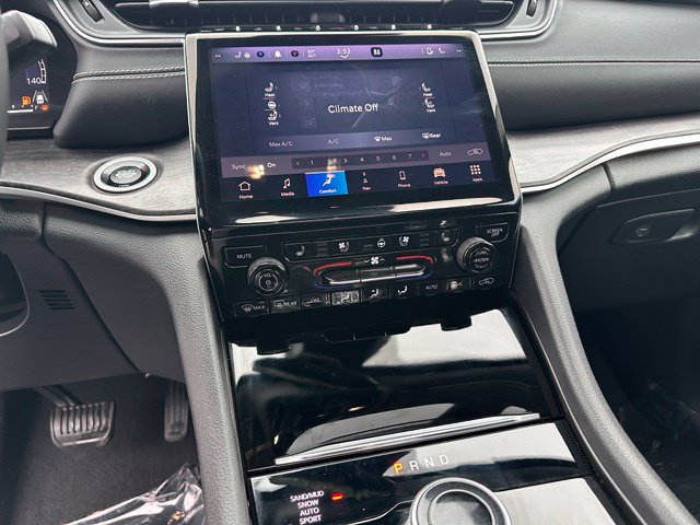 Used 2023 Jeep Grand Cherokee Limited w/ Luxury Tech Group II AWD/4WD image 25