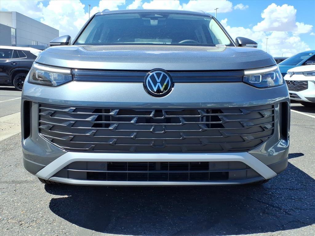 New 2026 Volkswagen Tiguan S image 2