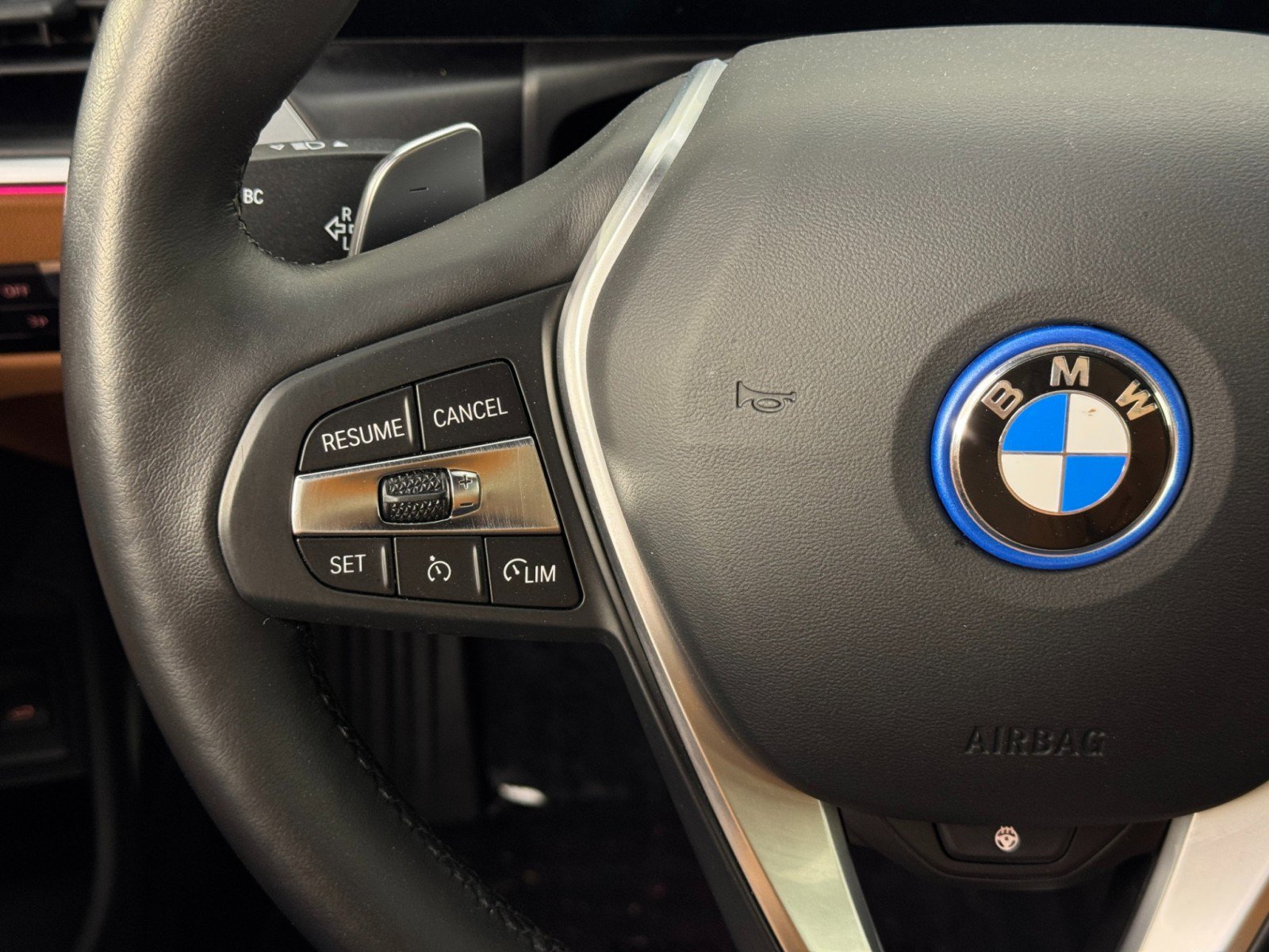 Used 2023 BMW 330e xDrive w/ Premium Package image 21