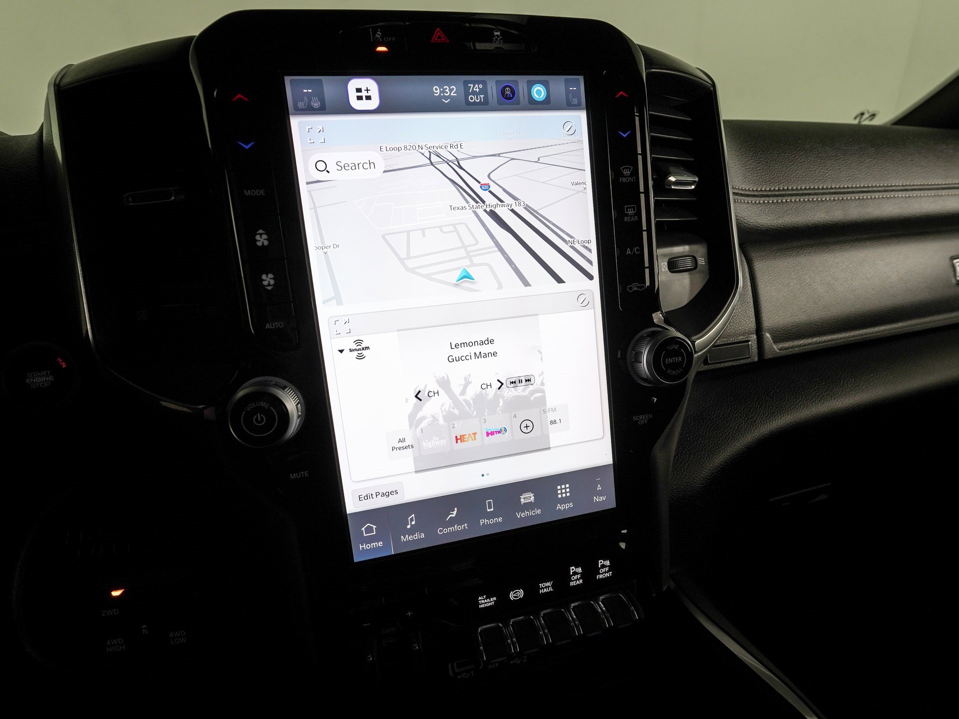 Used 2025 RAM 3500 Laramie w/ Sport Appearance Package image 22