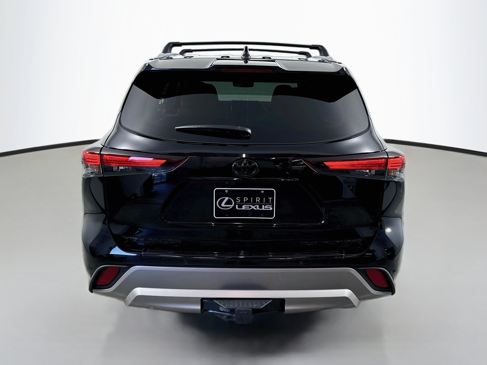 Used 2026 Toyota Highlander Platinum AWD/4WD image 6